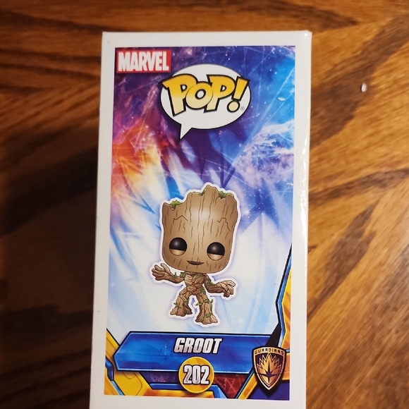 Guardians of the Galaxy Groot Funko #202 NIB - Picture 5 of 7